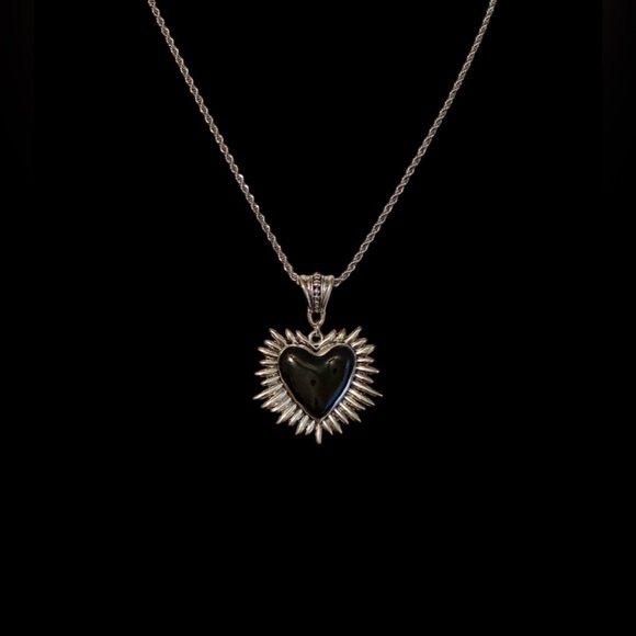 Sacred Heart Necklace Black Heart Silver Necklace Stainless Steel Chain New - Picture 12 of 12